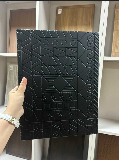 La 3-a Teamkonstrua Konferenco de Estontaj Koloroj estis Sukcese Okazita en Ĉengduo.