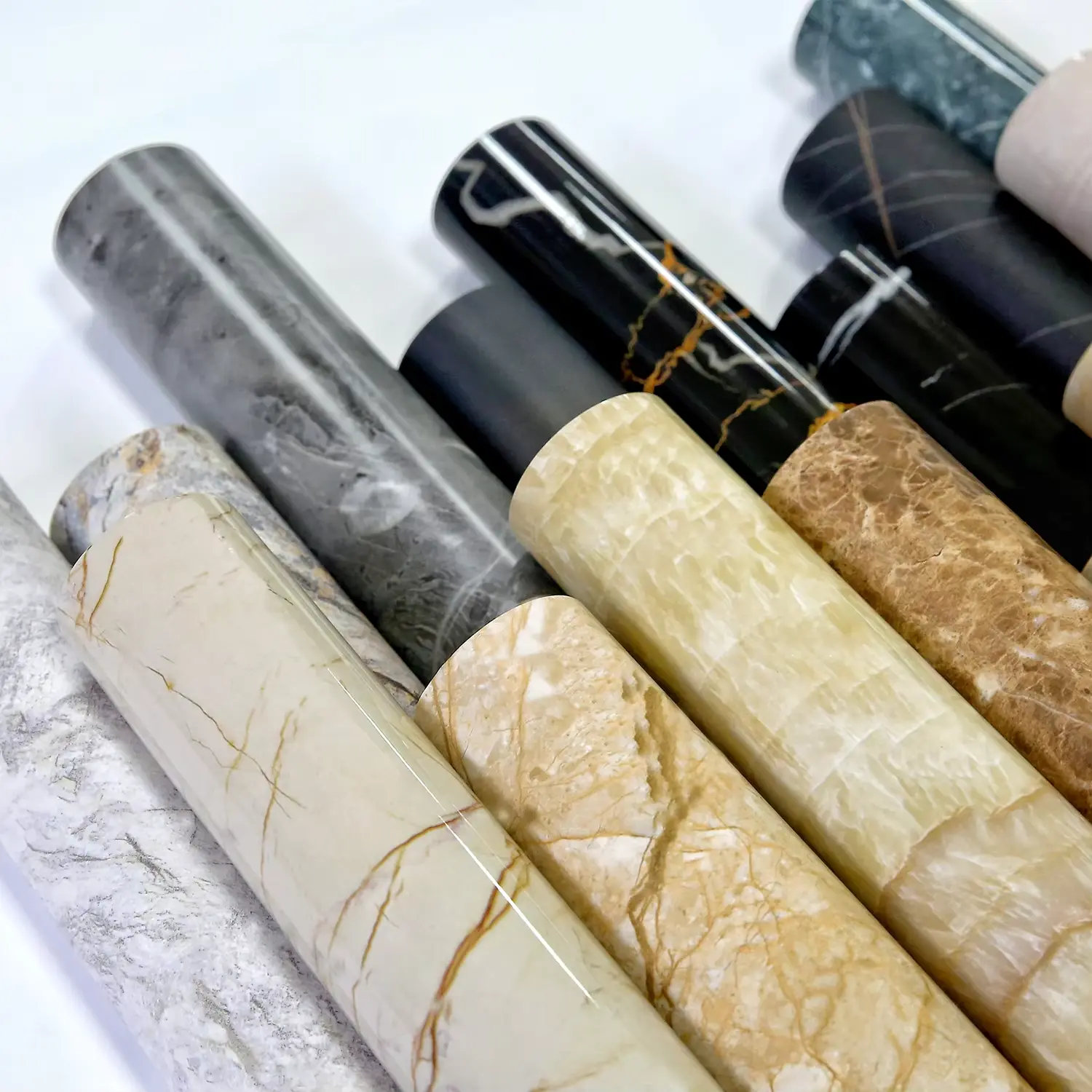 Akvorezista ornama lamena streĉa membrana folio